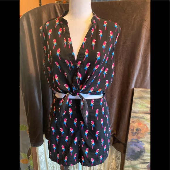 Romper size L - Picture 1 of 3